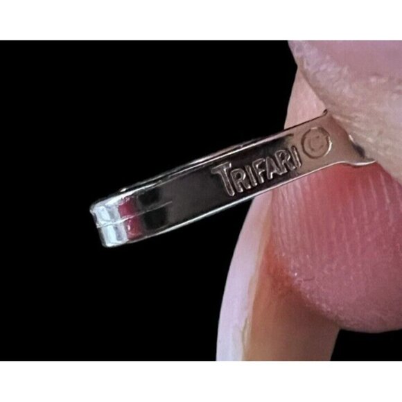 Trifari Necklace Bracelet Clip On Earrings Set Silver Tone Faux Rhinestones - Picture 8 of 11